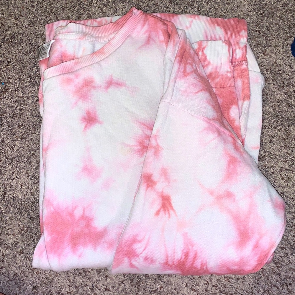 Pink Tye-Dye Sweatshirt